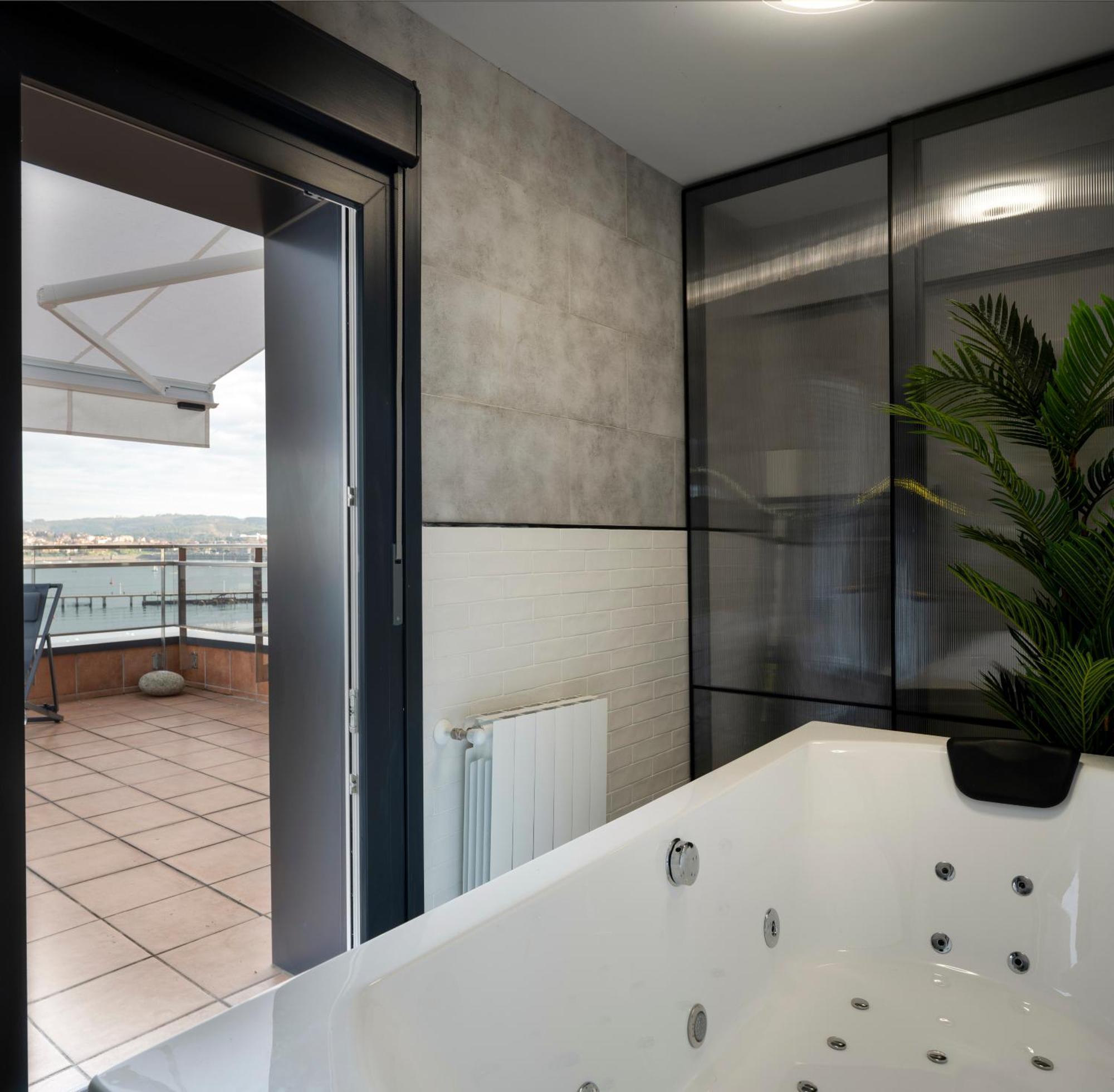 Apartamento Atico Lujo Costa Vasca Bilbao terraza mar yacuzzi Santurtzi Exterior foto